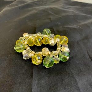 Women’s Green beaded stretch Bracelet